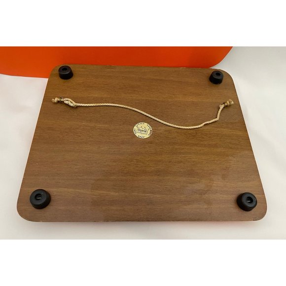 Vintage hand carved wood cheese board with knife, ceramic insert, apples insert - Picture 8 of 9